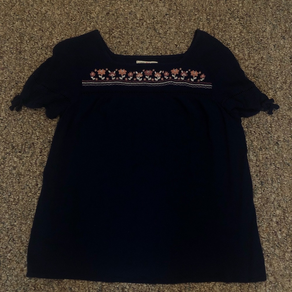 Dark blue blouse